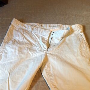 GAP White Chino Pants for Effortless Style